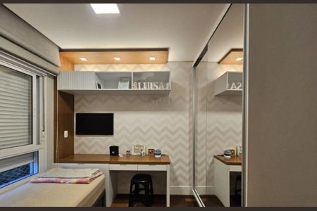 Apartamento à venda com 4 quartos, 134m² em Vila Anastácio, São Paulo
