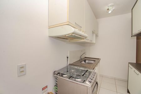 Apartamento à venda com 48m², 2 quartos e 1 vaga Apartamento à venda com 48m², 2 quartos e 1 vagaCozinha e Área de Serviço