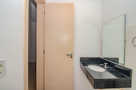 Apartamento à venda com 48m², 2 quartos e 1 vaga Apartamento à venda com 48m², 2 quartos e 1 vagaBanheiro Social