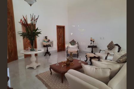 Casa de condomínio à venda com 320m², 3 quartos e 4 vagas