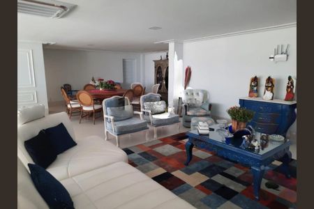 Casa de condomínio à venda com 320m², 3 quartos e 4 vagas