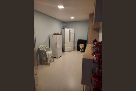 Casa de condomínio à venda com 320m², 3 quartos e 4 vagas