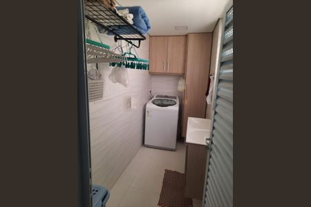 Casa de condomínio à venda com 320m², 3 quartos e 4 vagas