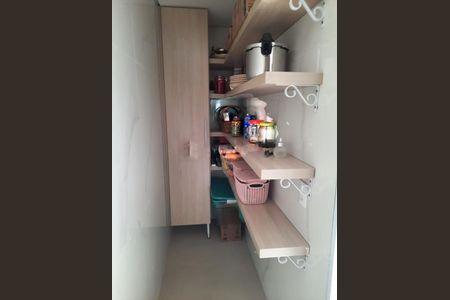 Casa de condomínio à venda com 320m², 3 quartos e 4 vagas