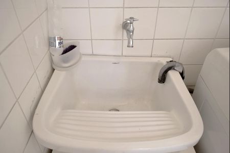 Apartamento à venda com 72m², 2 quartos e 1 vagaÁrea de Serviço