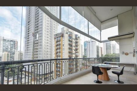 Apartamento à venda com 230m², 3 quartos e 3 vagas