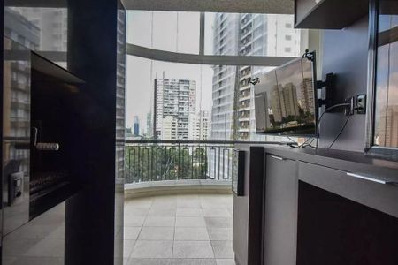 Apartamento à venda com 230m², 3 quartos e 3 vagas