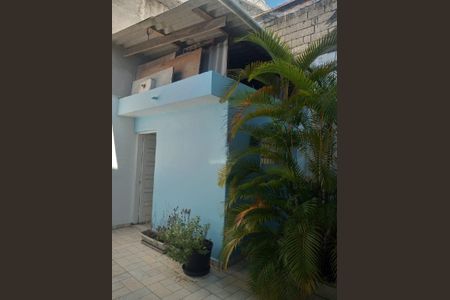 Casa à venda com 314m², 2 quartos e 4 vagas