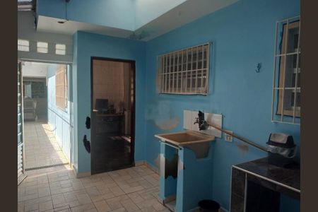 Casa à venda com 314m², 2 quartos e 4 vagas