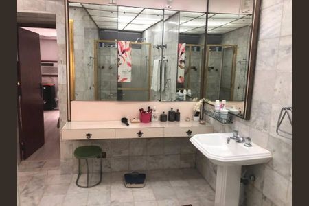 Apartamento à venda com 328m², 3 quartos e 2 vagas