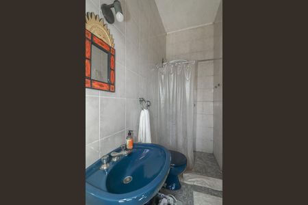 Casa à venda com 223m², 4 quartos e 3 vagasBanheiro 4 Fundos