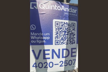 Casa à venda com 223m², 4 quartos e 3 vagasFachada