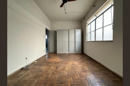 Casa à venda com 6 quartos, 285m² em Prado, Belo Horizonte