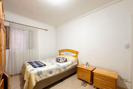 Casa à venda com 200m², 4 quartos e 2 vagas Casa à venda com 200m², 4 quartos e 2 vagasSuíte