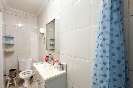 Casa à venda com 200m², 4 quartos e 2 vagas Casa à venda com 200m², 4 quartos e 2 vagasBanheiro da Suíte