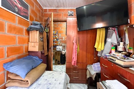 Casa à venda com 200m², 4 quartos e 2 vagas Casa à venda com 200m², 4 quartos e 2 vagasQuarto - Casa 2
