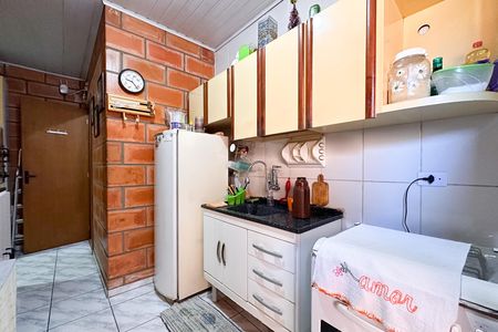 Casa à venda com 200m², 4 quartos e 2 vagas Casa à venda com 200m², 4 quartos e 2 vagasCozinha - Casa 2