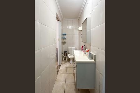 Casa à venda com 200m², 4 quartos e 2 vagas Casa à venda com 200m², 4 quartos e 2 vagasBanheiro da Suíte