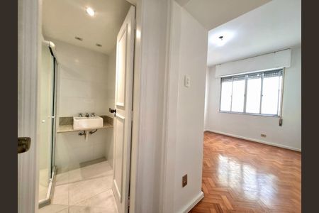 Apartamento à venda com 168m², 4 quartos e 1 vaga