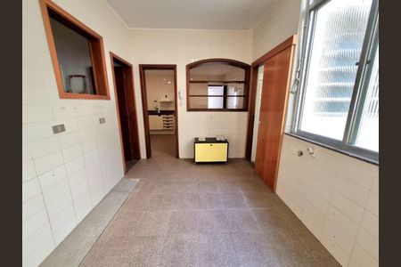 Apartamento à venda com 168m², 4 quartos e 1 vaga