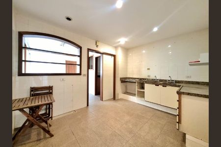 Apartamento à venda com 168m², 4 quartos e 1 vaga