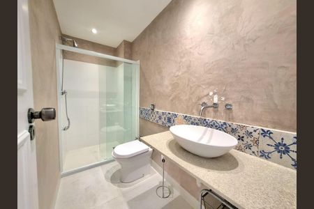 Apartamento à venda com 168m², 4 quartos e 1 vaga