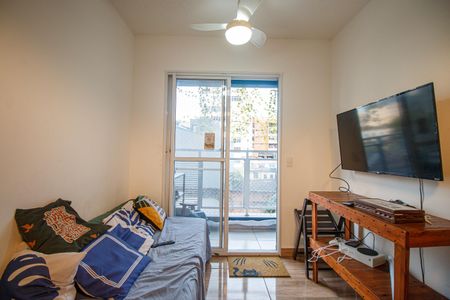 Sala de apartamento para alugar com 2 quartos, 42m² em Santo Cristo, Rio de Janeiro