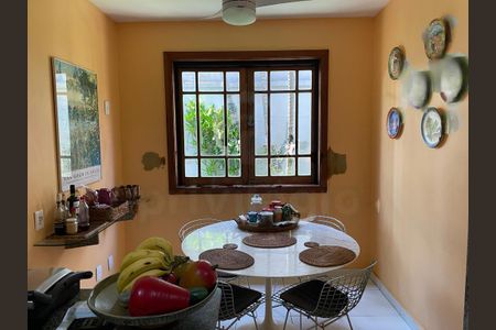 Casa à venda com 5 quartos, 310m² em Recreio dos Bandeirantes, Rio de Janeiro