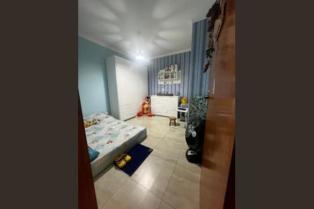 Casa à venda com 3 quartos, 167m² em Parque Oratório, Santo André