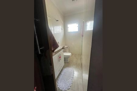 Casa à venda com 167m², 3 quartos e 4 vagas