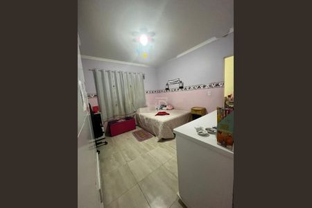 Casa à venda com 3 quartos, 167m² em Parque Oratório, Santo André