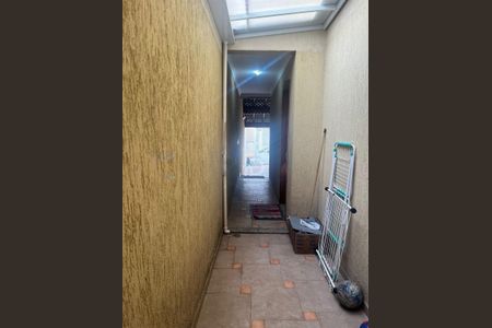 Casa à venda com 167m², 3 quartos e 4 vagas