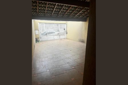Casa à venda com 167m², 3 quartos e 4 vagas