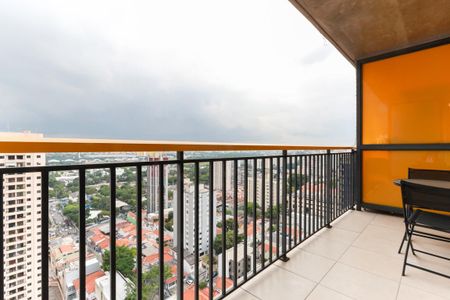 Apartamento à venda com 33m², 1 quarto e 1 vaga Apartamento à venda com 33m², 1 quarto e 1 vagaVaranda