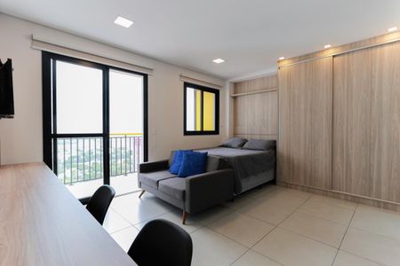 Apartamento à venda com 33m², 1 quarto e 1 vaga Apartamento à venda com 33m², 1 quarto e 1 vagaSala/Quarto