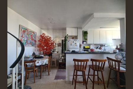 Apartamento à venda com 126m², 2 quartos e 1 vaga