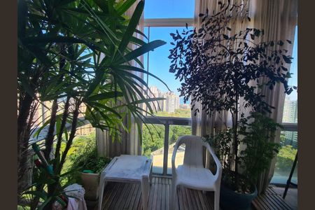 Apartamento à venda com 2 quartos, 126m² em Barra da Tijuca, Rio de Janeiro