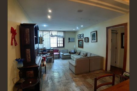 Apartamento à venda com 137m², 3 quartos e 1 vaga