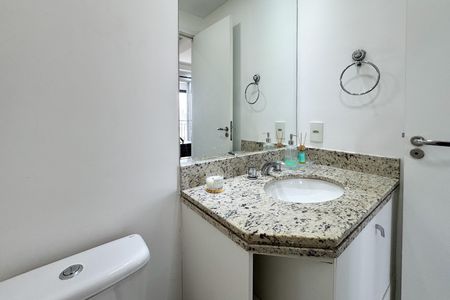Banheiro Social de apartamento para alugar com 2 quartos, 55m² em Jardim Olavo Bilac, São Bernardo do Campo