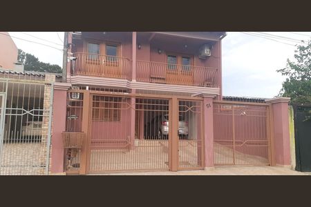 Casa para alugar com 201m², 4 quartos e 2 vagas Casa para alugar com 201m², 4 quartos e 2 vagasFachada