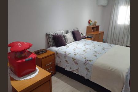 Casa à venda com 201m², 4 quartos e 2 vagasQuarto 1