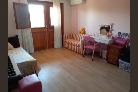 Casa para alugar com 201m², 4 quartos e 2 vagas Casa para alugar com 201m², 4 quartos e 2 vagasQuarto 2