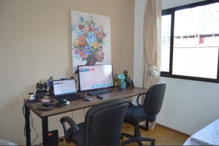 Apartamento para alugar com 75m², 2 quartos e sem vagaSala