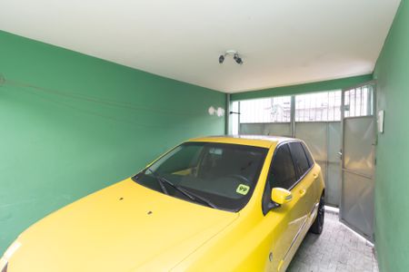 Casa à venda com 80m², 2 quartos e 2 vagas Casa à venda com 80m², 2 quartos e 2 vagasGaragem