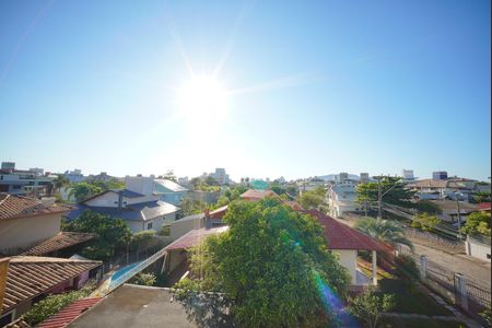 Vista sala de apartamento para alugar com 1 quarto, 55m² em Ingleses do Rio Vermelho, Florianópolis