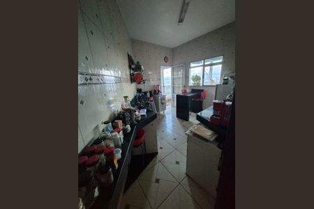 Casa para alugar com 426m², 3 quartos e 4 vagas Casa para alugar com 426m², 3 quartos e 4 vagasCozinha