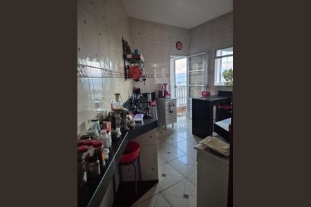 Casa para alugar com 426m², 3 quartos e 4 vagas Casa para alugar com 426m², 3 quartos e 4 vagasCozinha