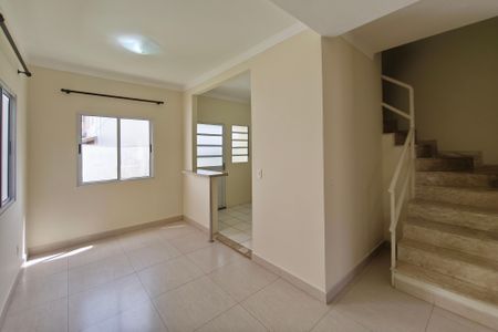 Casa de condomínio para alugar com 100m², 3 quartos e 2 vagasSala de Jantar
