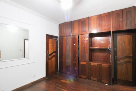 Casa à venda com 527m², 8 quartos e 10 vagasSemi - Suíte 1