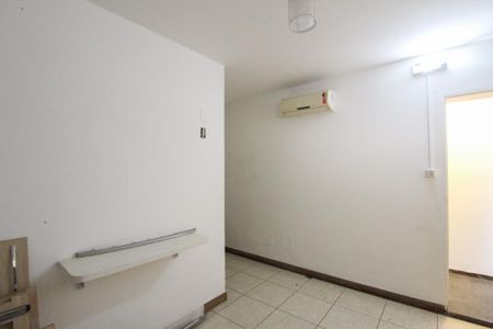 Casa à venda com 527m², 8 quartos e 10 vagasAnexo - Suíte 2